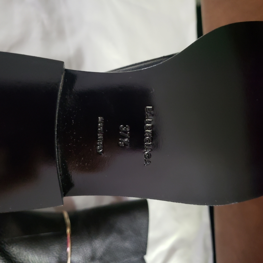 Balenciaga metal bar leather boots - Picture 6 of 12